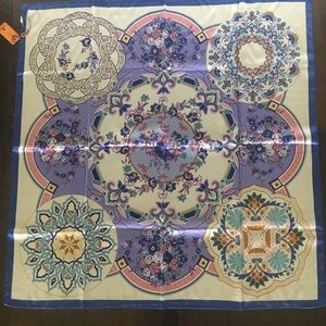 Wensli silk scarf